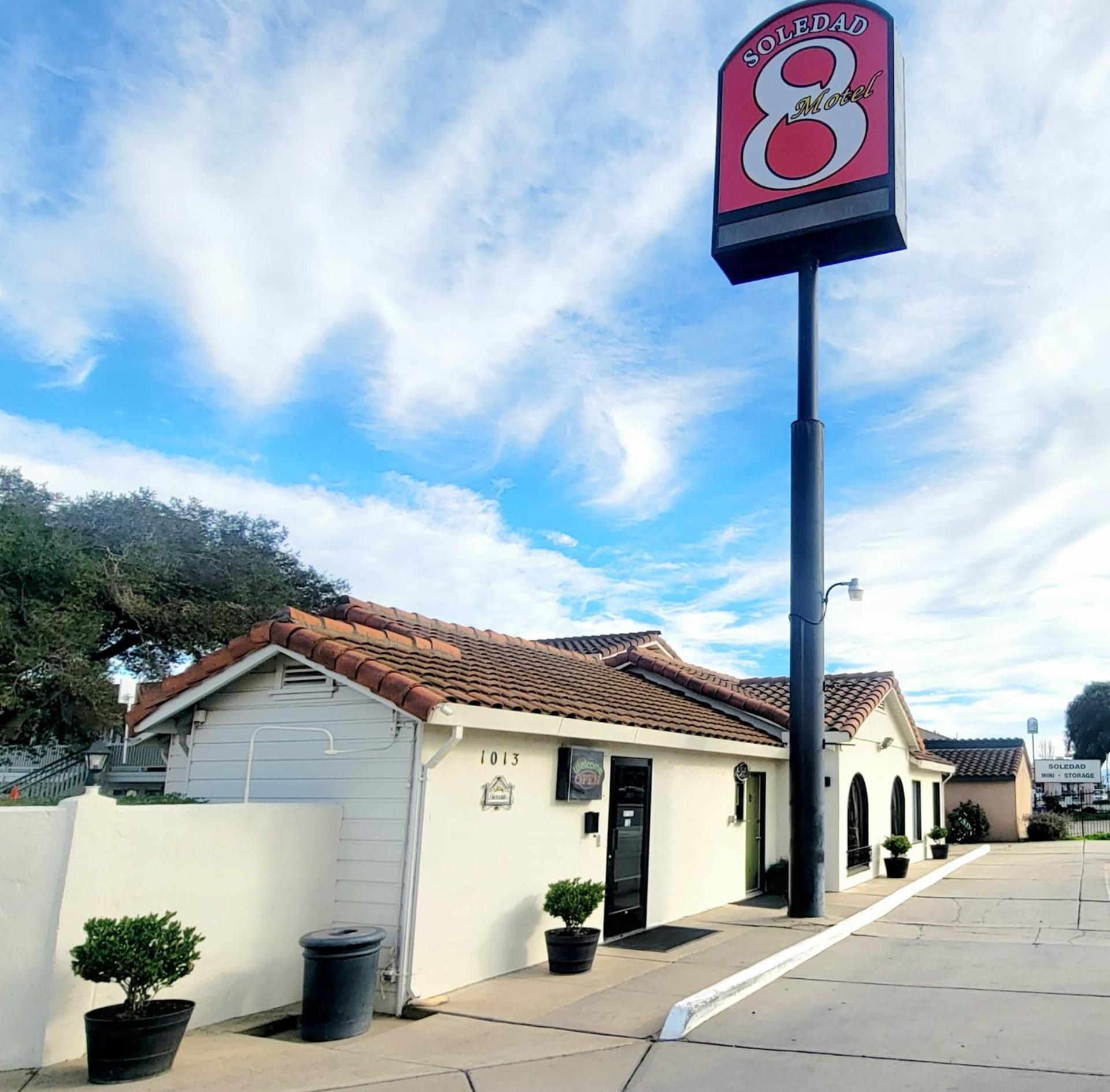 Soledad Motel 8 Exterior foto